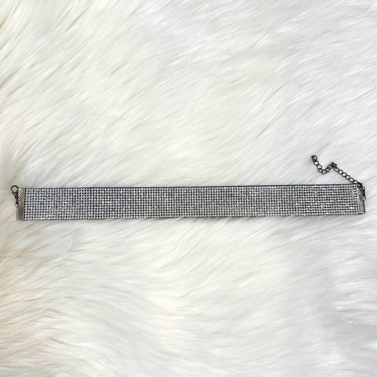 New Women’s Silver Sparkly Crystal Necklace Chocker