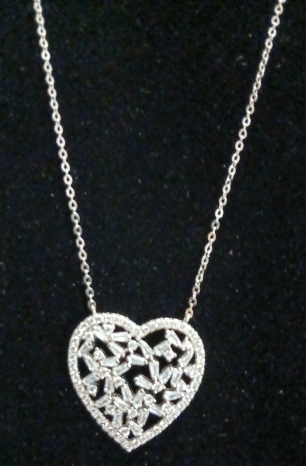 Diamonque Sterling NWT Never Worn, Immaculate Condition Fully Stamped DDD 925