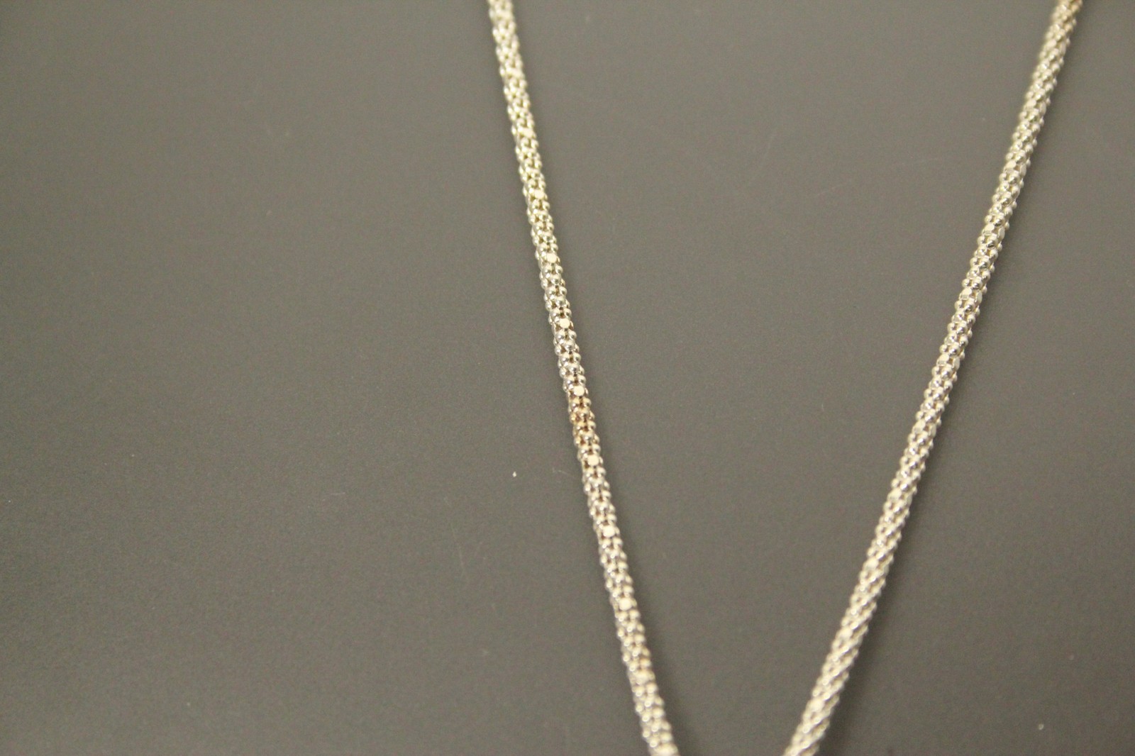 Diamond Peace Sign Sterling Silver Popcorn 18″ Chain 1.7mm wide 6.5g (NEC5823)