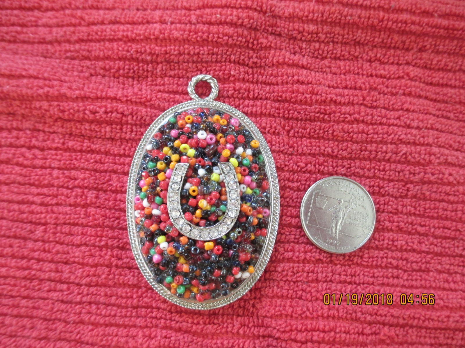NO BRAND hand made horse shoe pendant never worn beaded with RHINESTONES