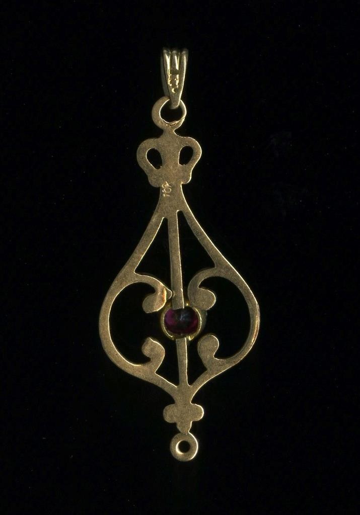 10K .85 Gram 32mm Solid Yellow Gold Pink Round Crystal CZ Filigree Pendant (US