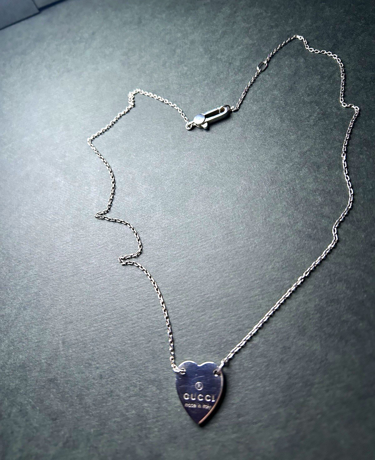 Gucci Silver Heart Charm Pendant Necklace Cable Chain Lobster Closure Italy