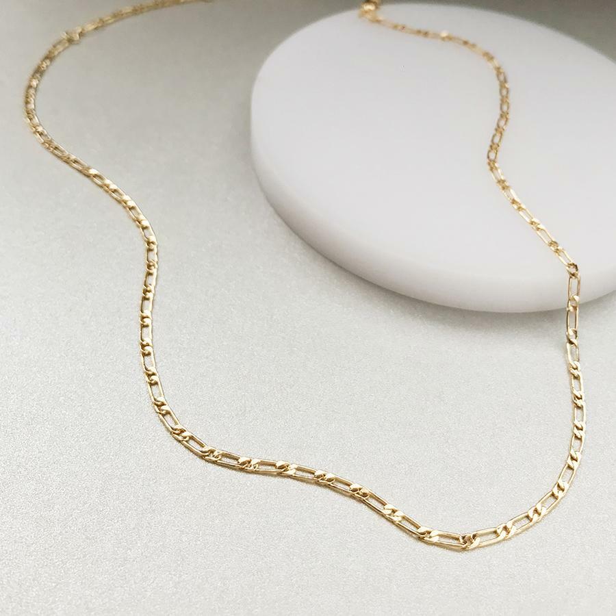 Genuine 18K Gold Filled 16/18/20″/22/24/26/28/30″ 2mm Thin Figaro Chain Necklace