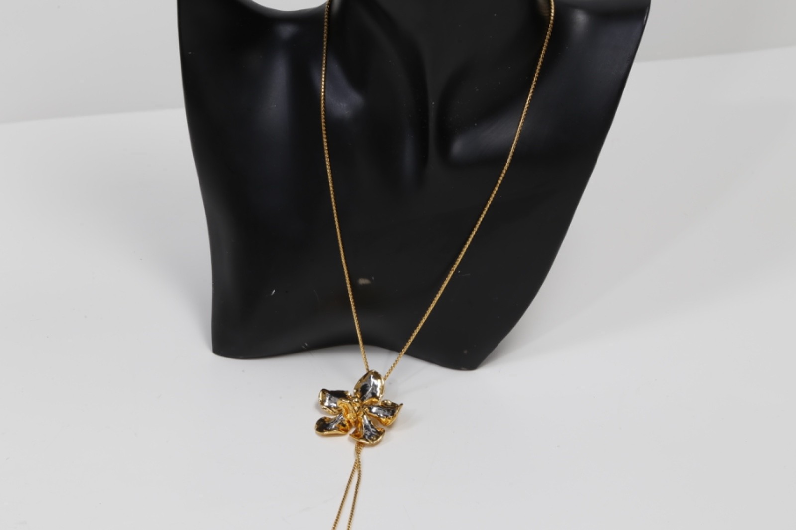 RISIS 24K Gold Palladium Plated Natural Orchid Slider Lariat Bolo Necklace Box
