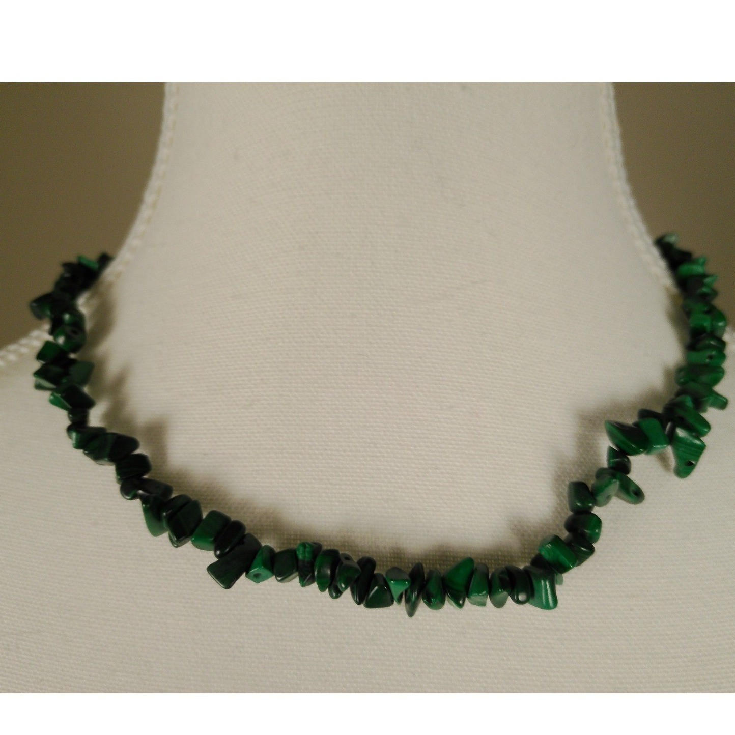 Chic Green Chip Malachite Beaded Necklace Magnetic Clasp Gemstone Jewelry