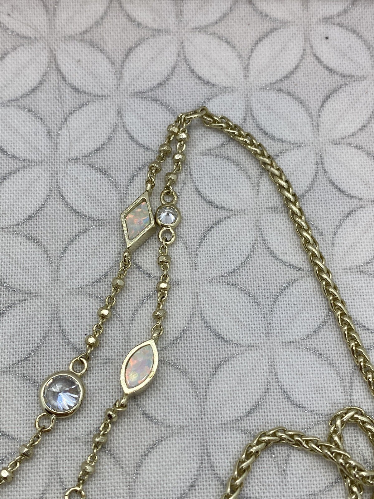 Kendra Scott Emelina necklace White kyocera opal gold tone Wrap