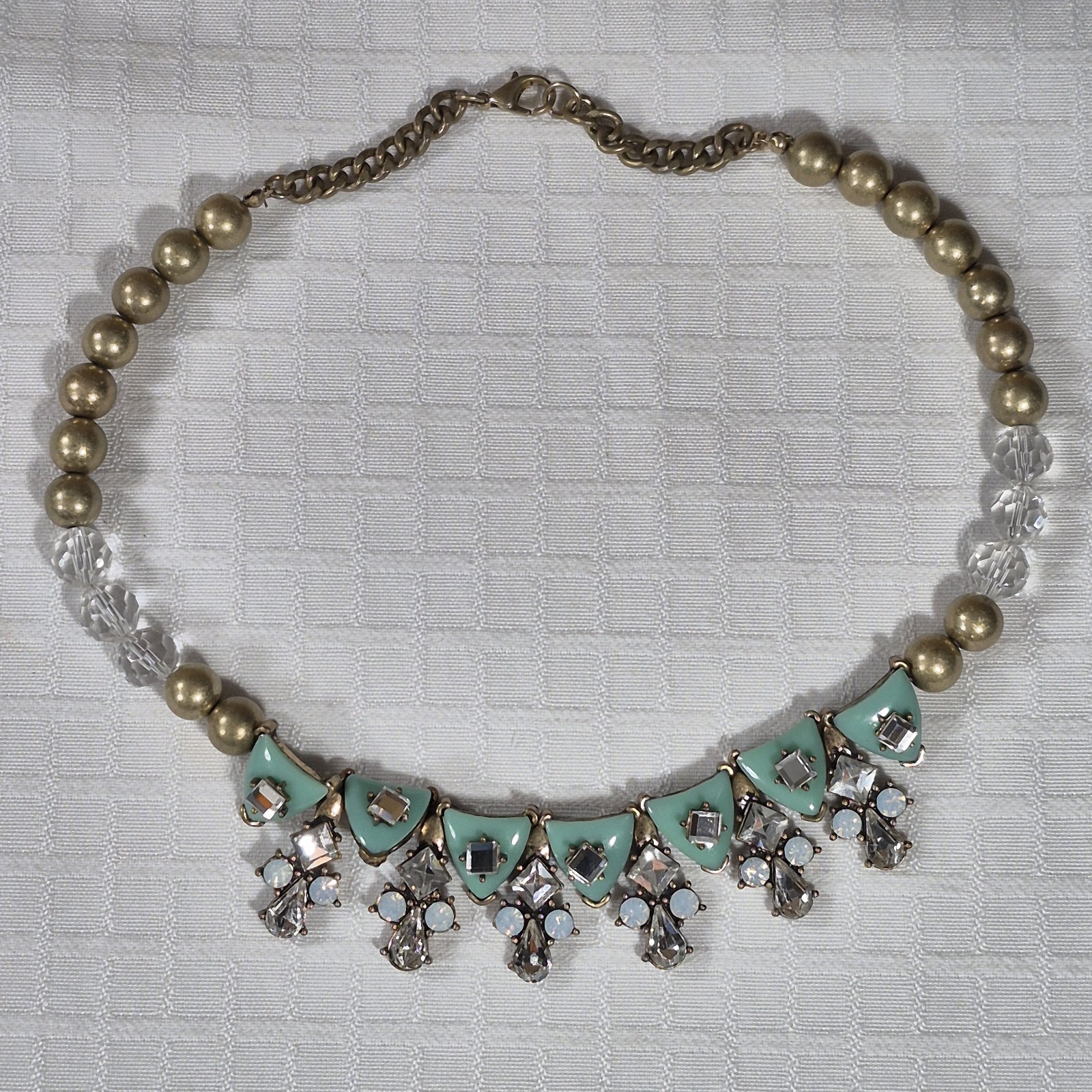 vintage ornate rhinestone and acrylic linked antiqued brass tone necklace