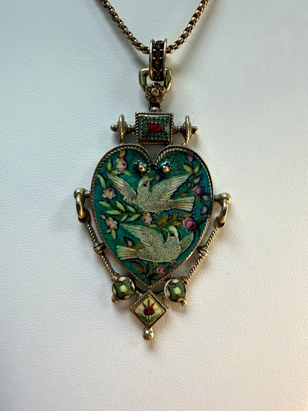 Vintage Heart Enamel Necklace Green with Doves