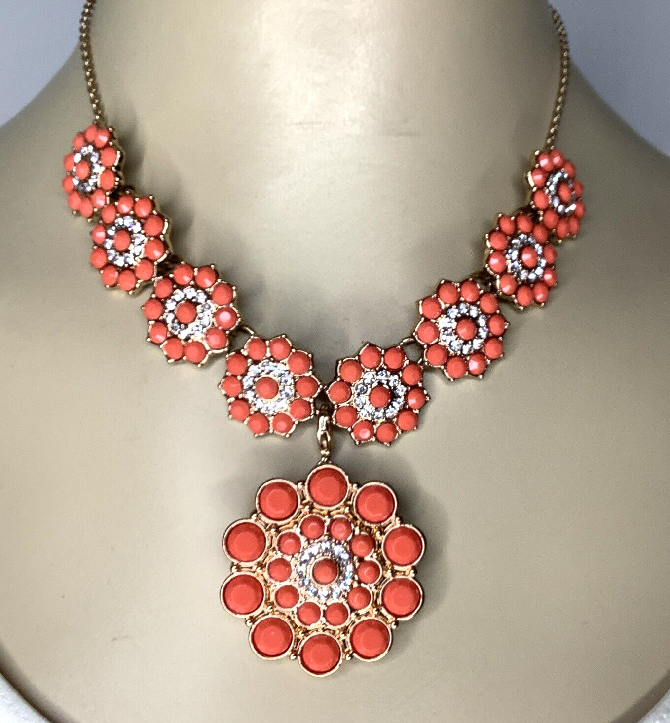 Premier Designs Peachy Keen Rhinestone Acrylic Necklace Removable Pin 976