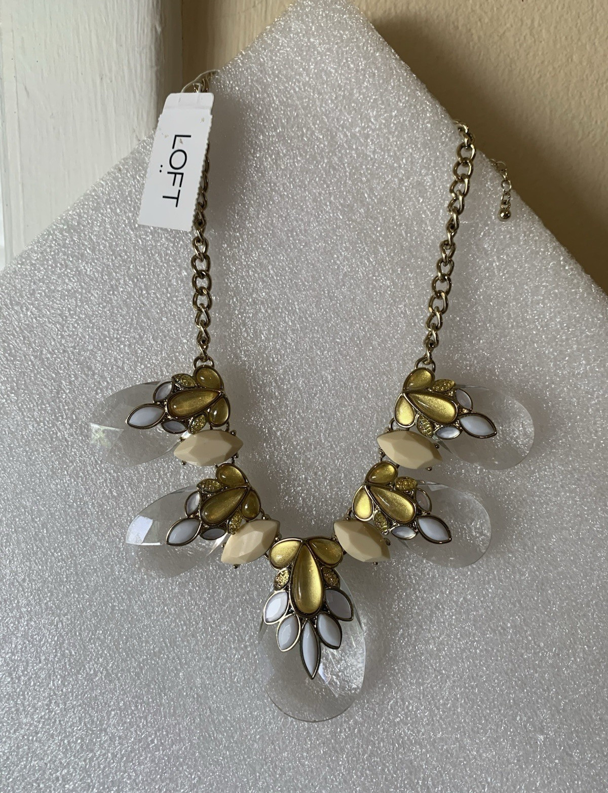 LOFT Gold-Tone Cable Chain Clear Acrylic Bezel Bib Statement Necklace, White
