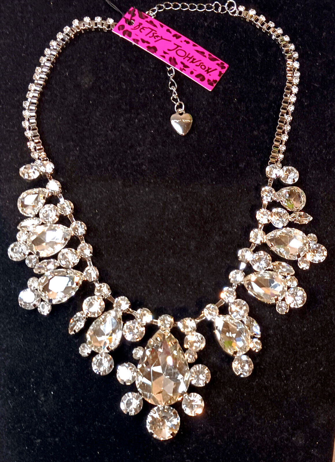 Gorgeous JEWELS White Rhinestone Betsey Johnson HIP HOP Night Club Bib Necklace