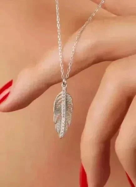 1Ct Round Simulated Diamond Stunning Leaf Pendant Necklace 14K White Gold Plated