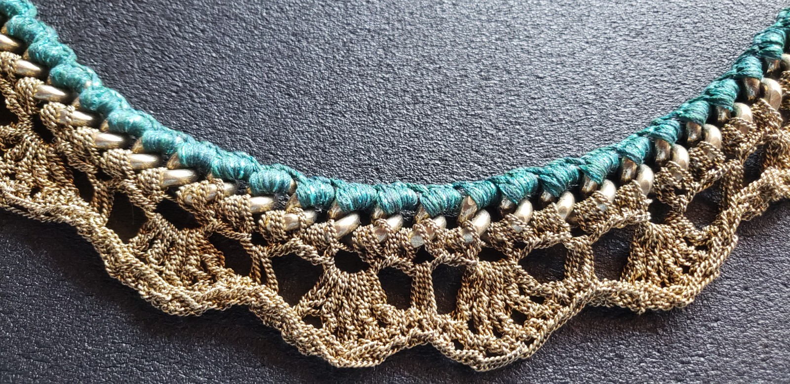 VENESSA ARIZAGA NECKLACE/CHOKER – WOVEN BRASS CHAIN MESH – SILK/COTTON BRAIDED