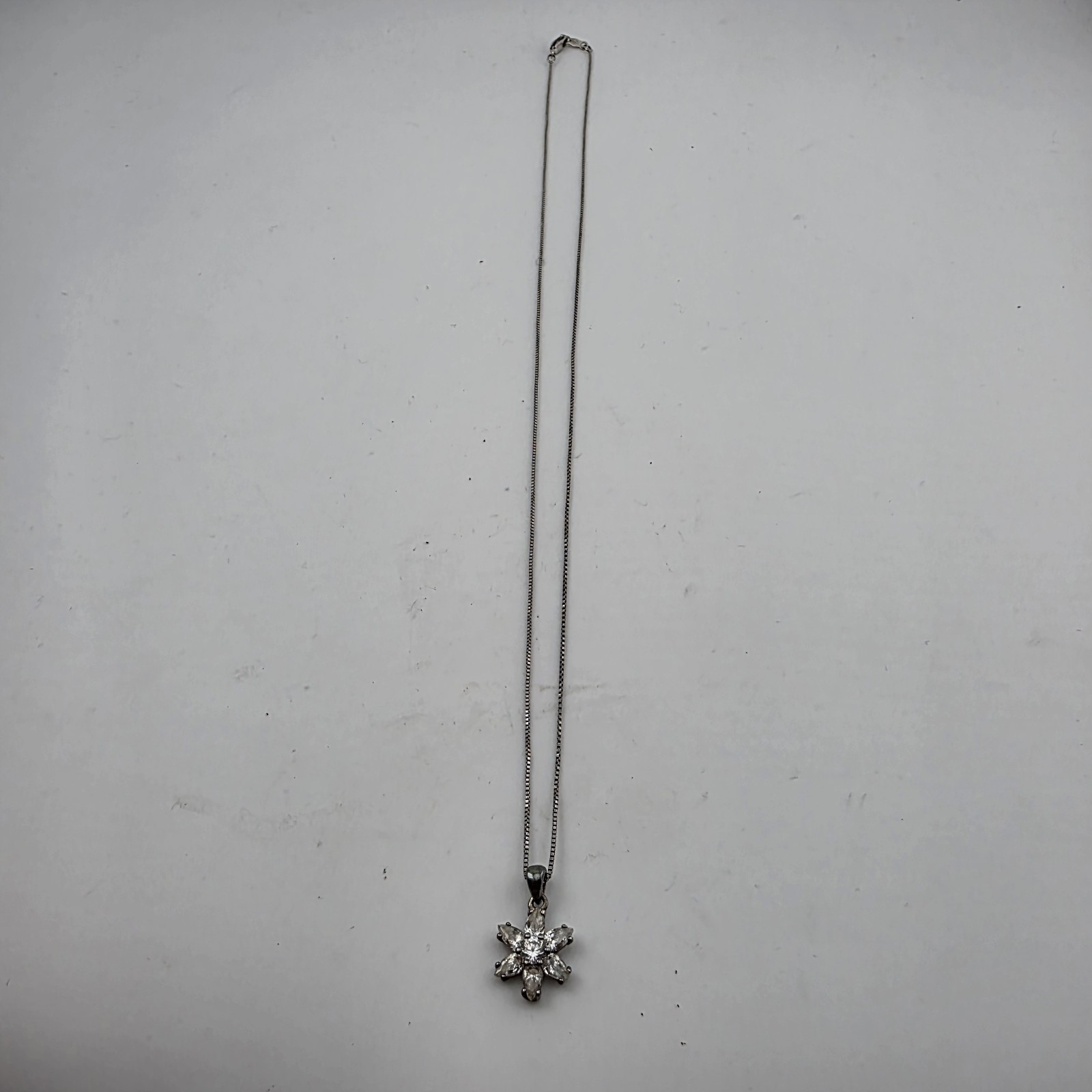 925 Silver Necklace 20″ Box Chain Star Pendant None STERLING SILVER
