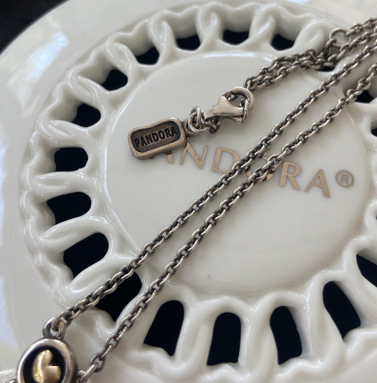 Authentic Pandora RARE FIND Pendant Necklace Size 17 in