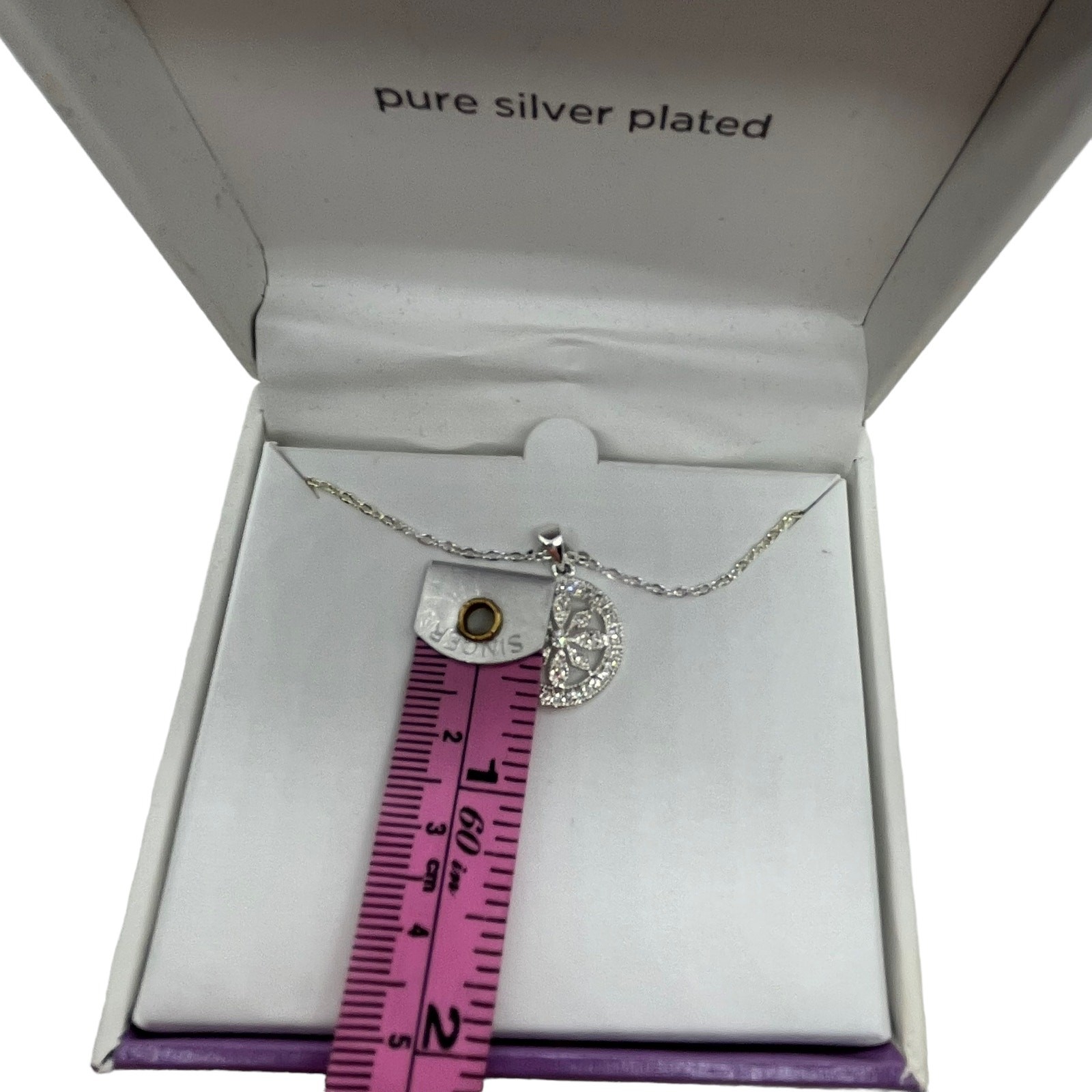 Snowflake Necklace Marked Silver Plated In Box Untested Women’s Sparkling Winter