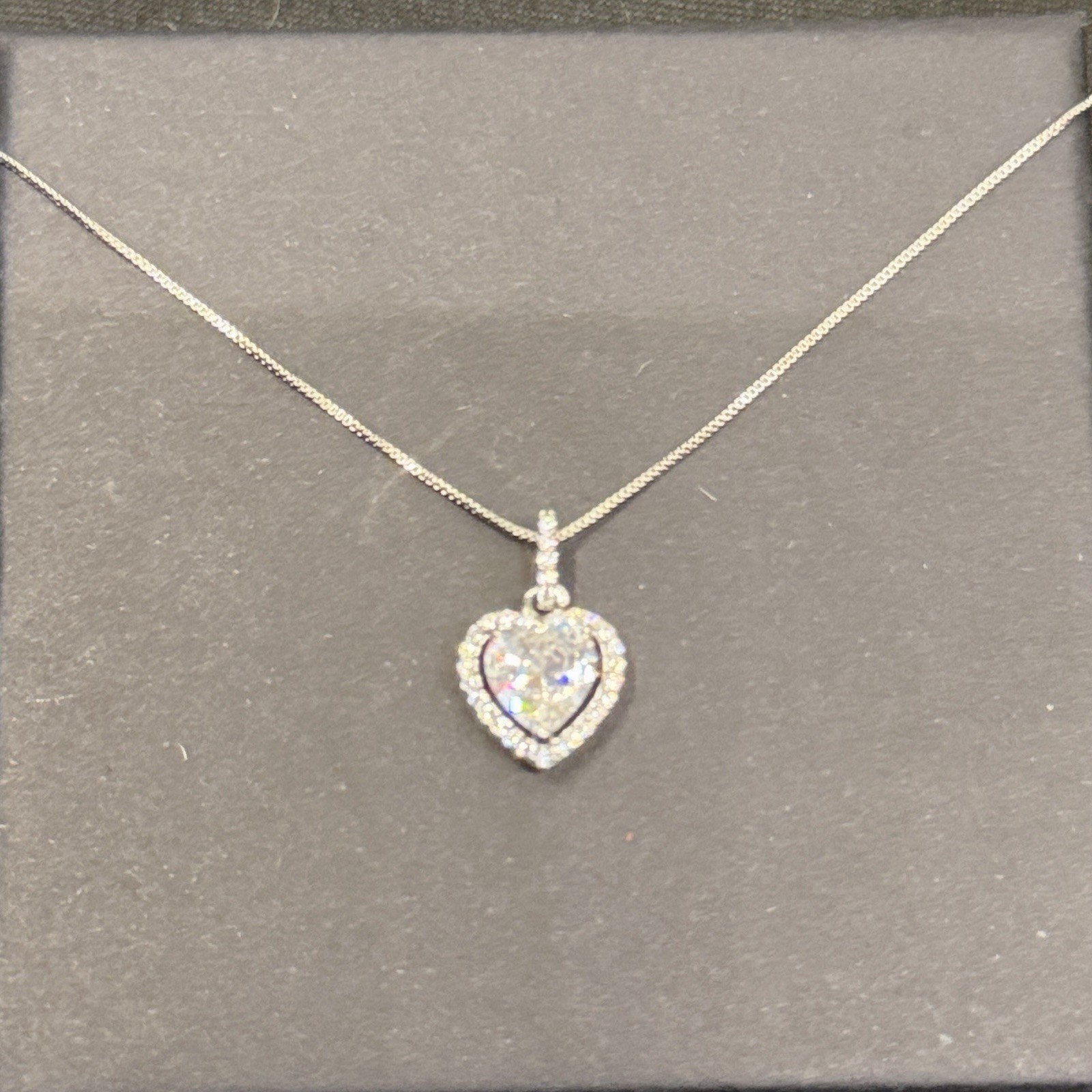Cubic zirconia 18 inch sterling silver adjust necklace 30$ OBO