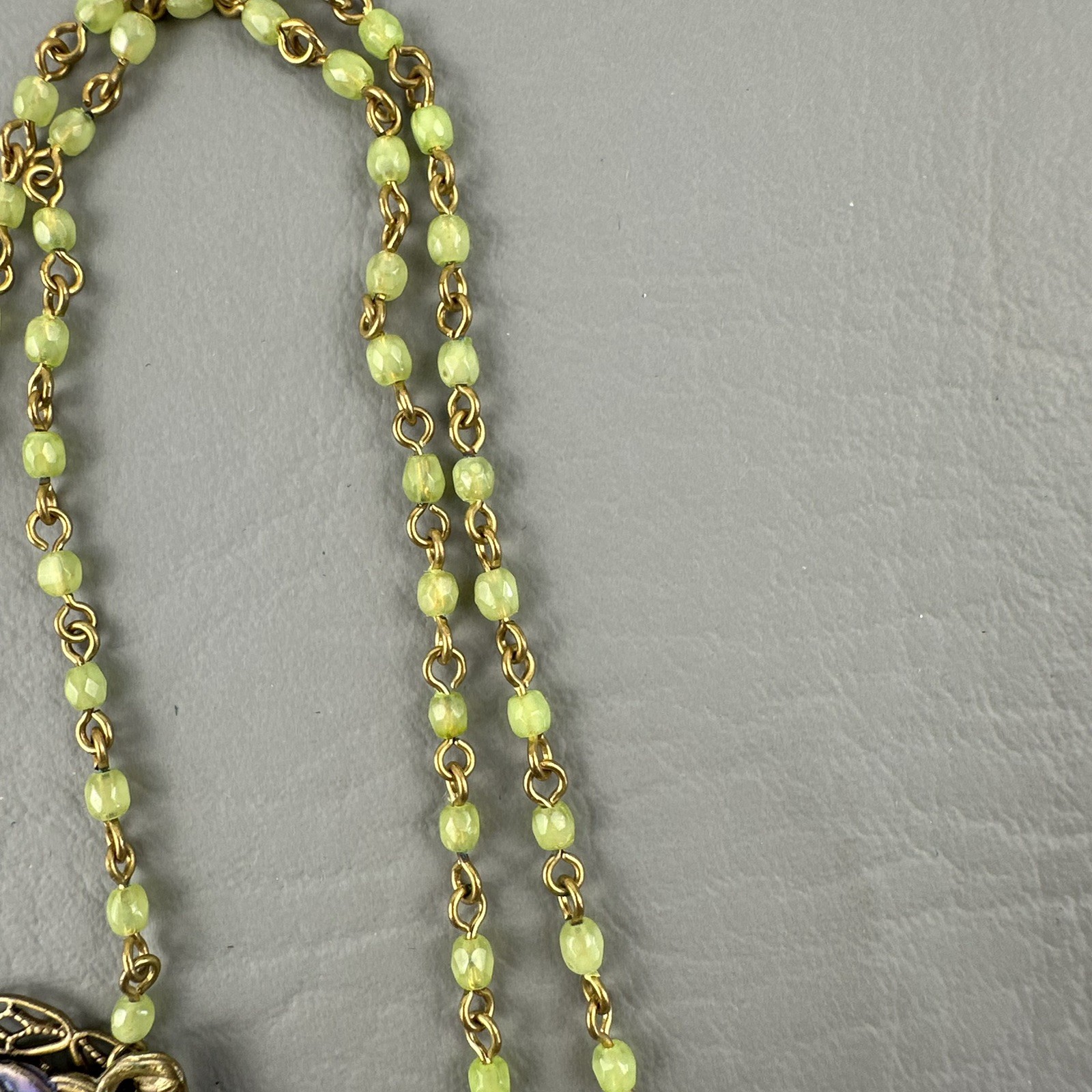 Art Nouveau Style Floral Necklace Green Beads Pansy Pendant Dainty 17″