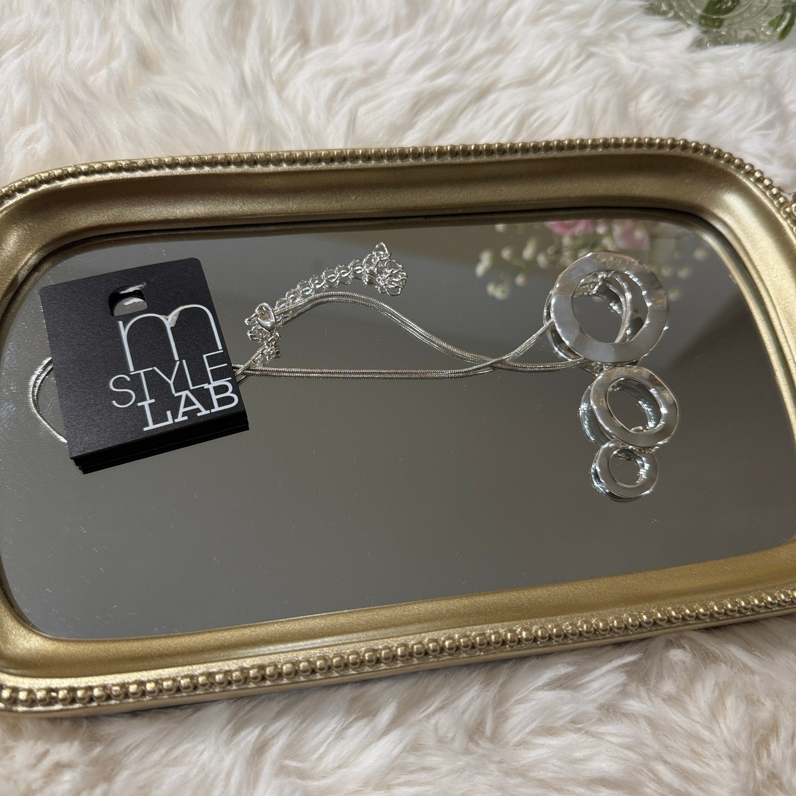 Y2K Silver Statement Necklace Minimalist Chic Clean Girl Aesthetic