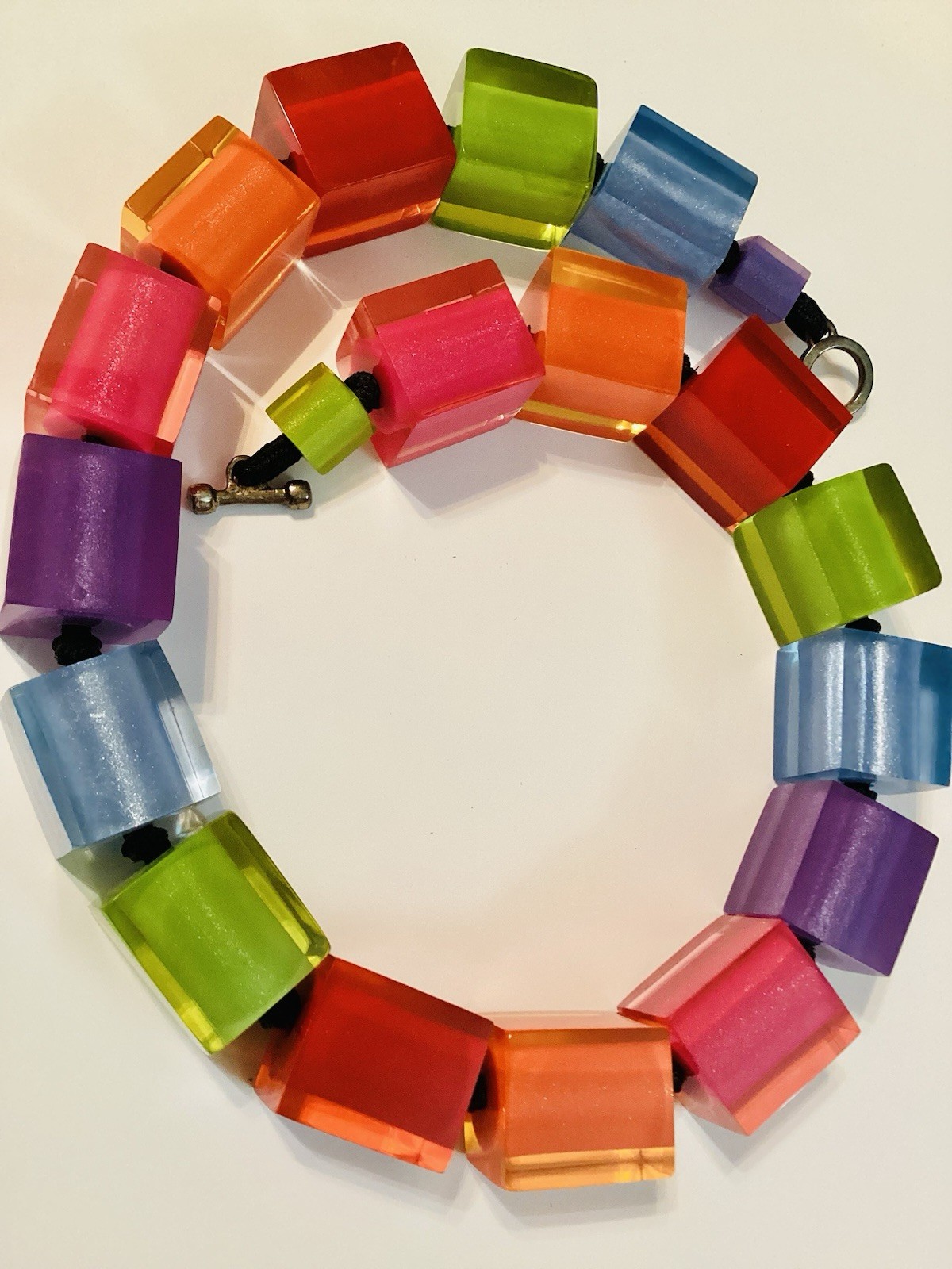 Colorful Lucite Modernist Cube Mod Necklace Zahara 20 1/2” 💛