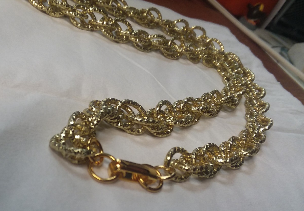 24″ Tri-link Gold Tone Necklace With Fold Over Clasp 06-01-2026