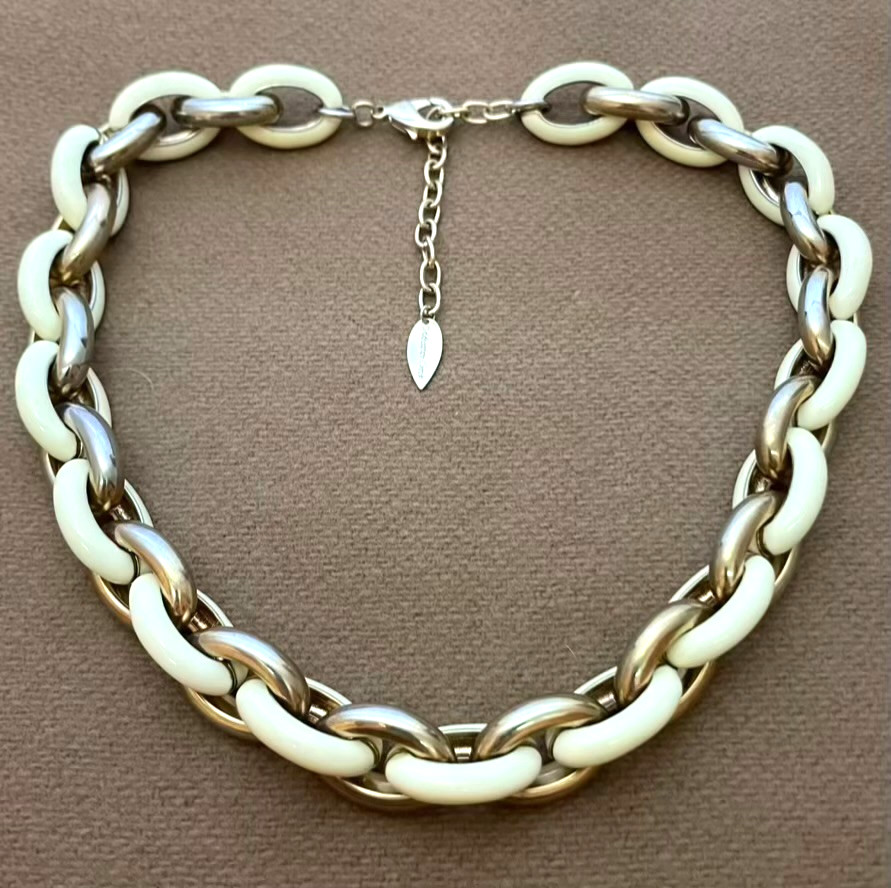 Large Plastic Metal Link Chain Necklace Gold Tone Cream Hip Hop Coldwater Creek