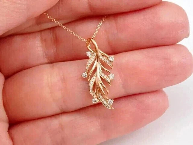 2Ct Round Cut Lab Created Diamond Women Leaf Shape Pendant 14k Rose Gold Plated