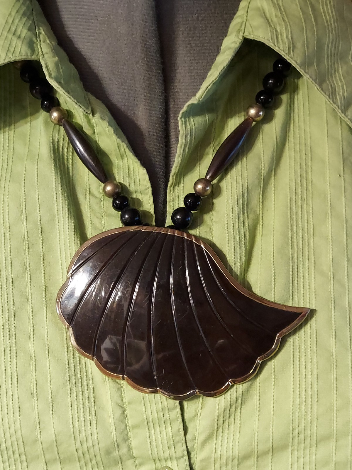 Karla Jordan Black Shell Necklace 20″ Bold Retro Statement Dramatic READ
