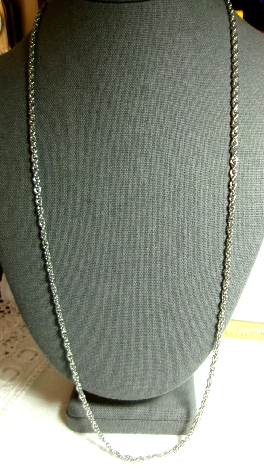 KENDRA SCOTT LONG CHAIN NECKLACE SILVER TONE W/EXTENDER & LOBSTER CLAW CLASP