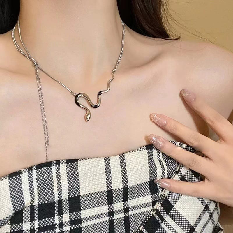 Silver Snake Pendant Necklace for Women Adjustable Long Tassel Punk Jewelry Gift