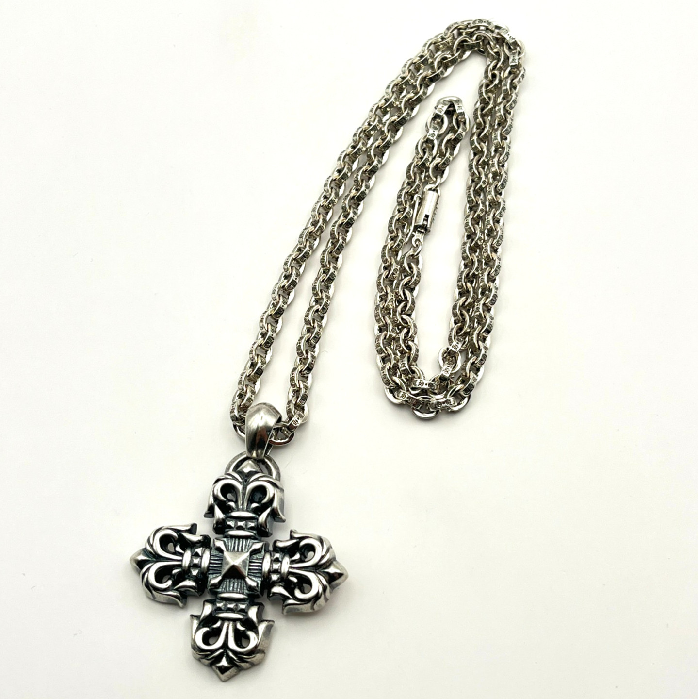Silver Tone Ornate Cross Pendant Necklace Biker 69.21g 2.44oz CKRNKL