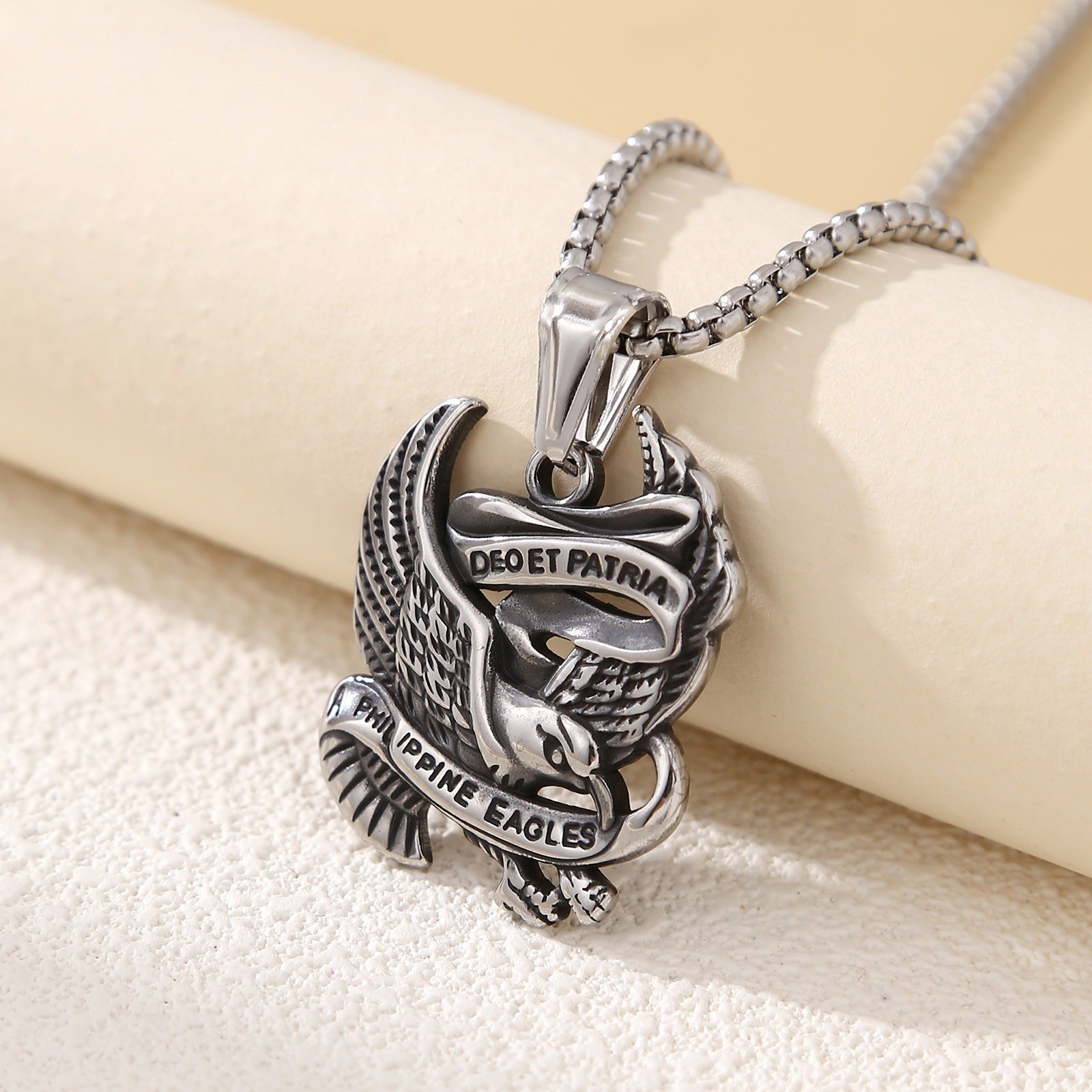 Motorcycle Biker Eagle Men’s Necklace Vintage Stainless Steel Eagle Pendant Link
