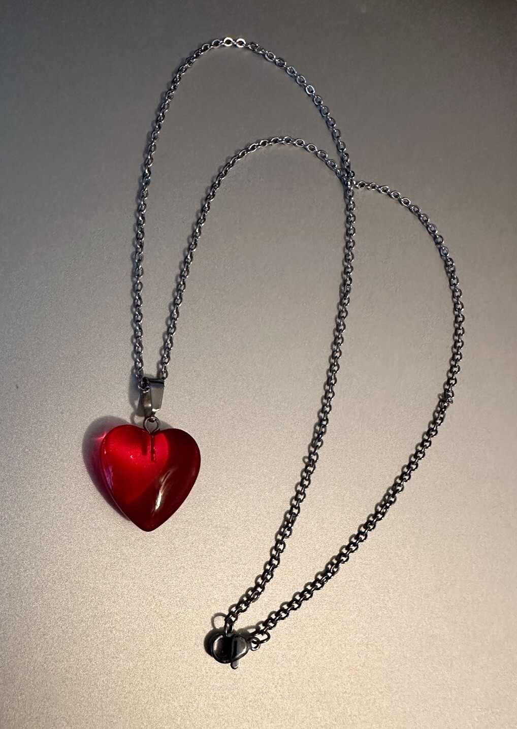 Red Glass Crystal Heart Necklace Pendant Charm Love Chunky 3D Y2K 90’s Retro New