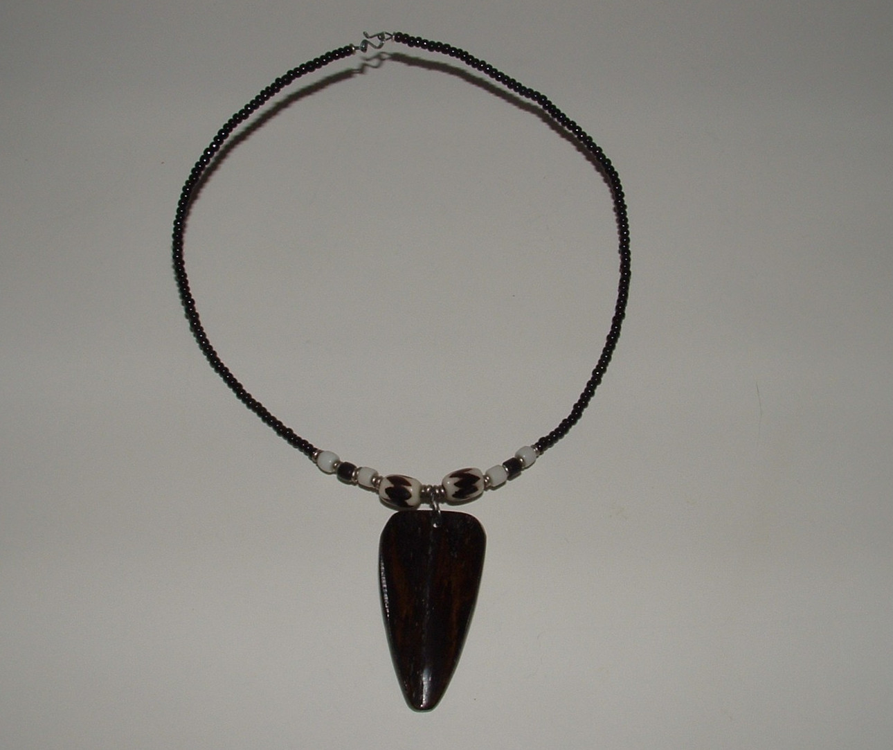 African Mask Design Bead Choker Style Necklace, Age Unknown, pre-owned