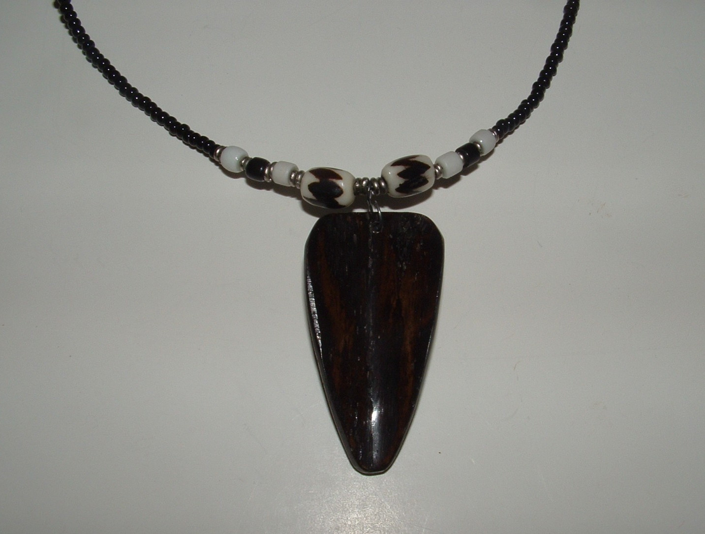 African Mask Design Bead Choker Style Necklace, Age Unknown, pre-owned