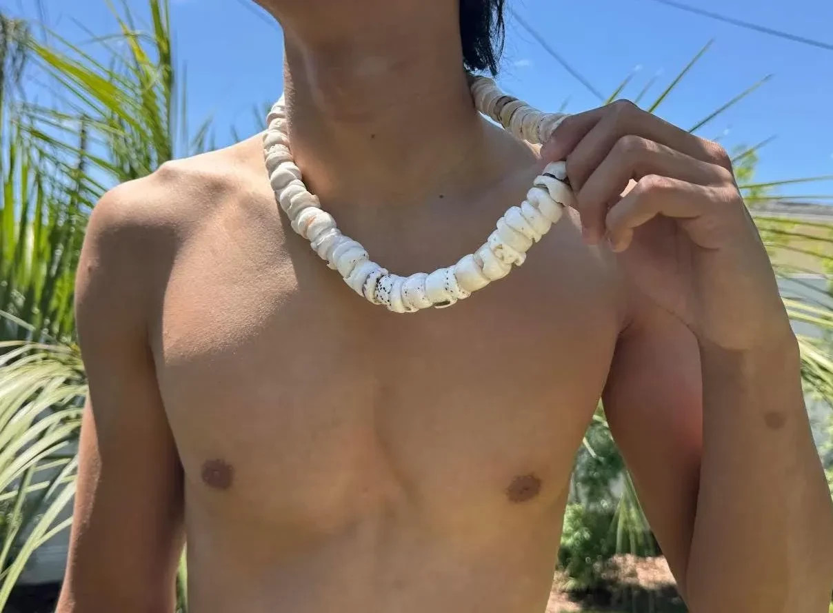Hawaii Souvenir Surfer Jewelry Genuine Authentic Natural 26″ Puka Shell Necklace