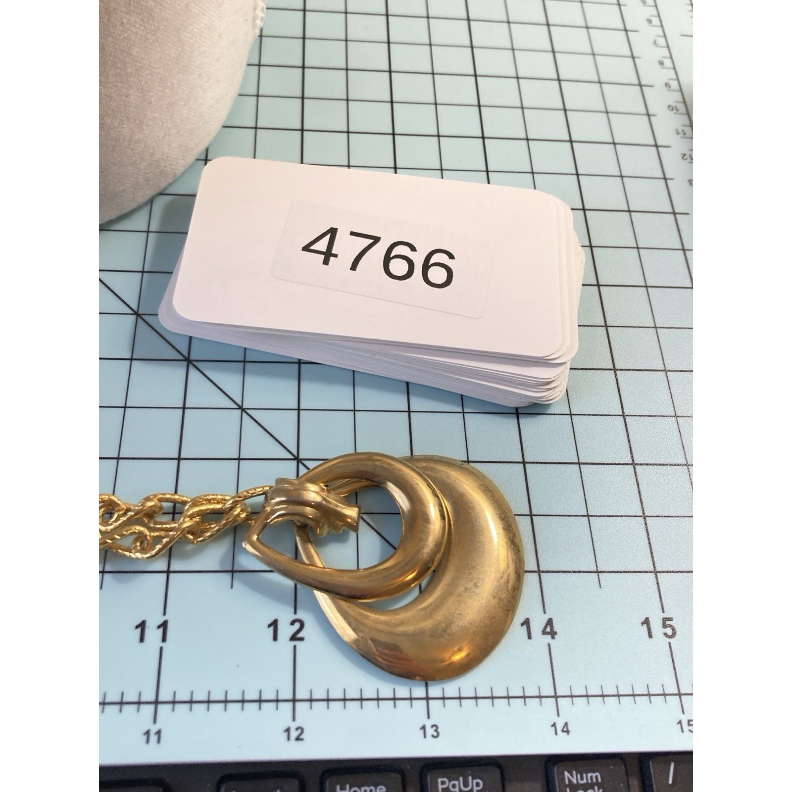 Gold Tone Sculptural Teardrop Pendant Necklace Statement Link Chain Glam Couture