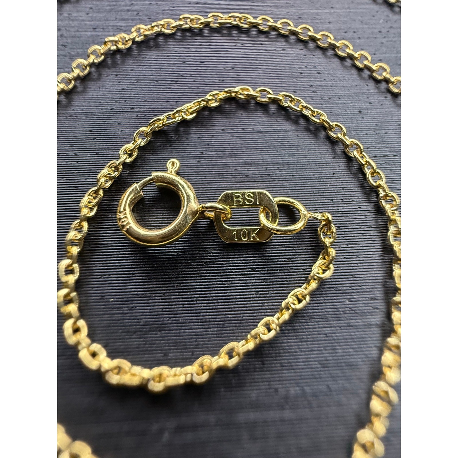 10k Solid Italian Yellow Gold Cable Link Chain Necklace 16” Long 1.35mm Wide