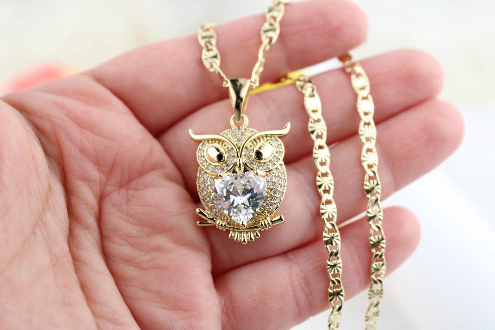 14k Gold plated Chain With Pendant 24” / Cadena En Oro Laminado Alta Calidad
