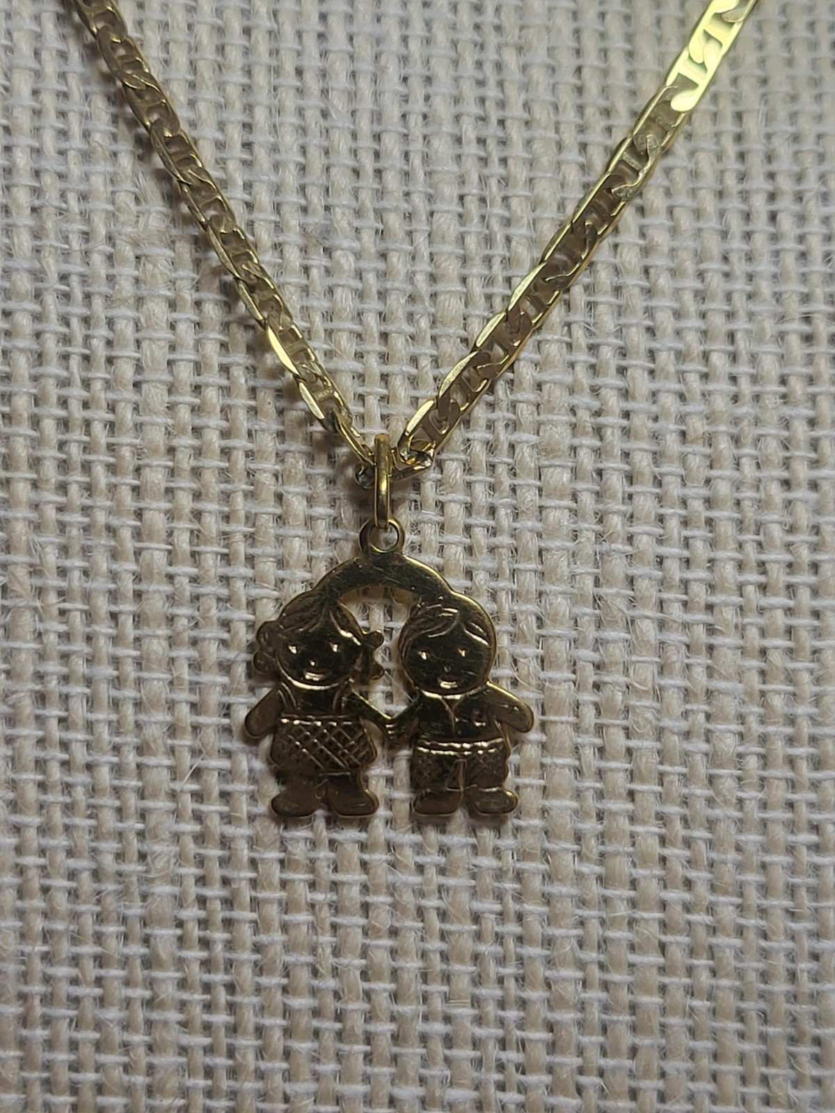 Figaro Gold Tone Boy and Girl Pendant Chain Necklace 18 Inches