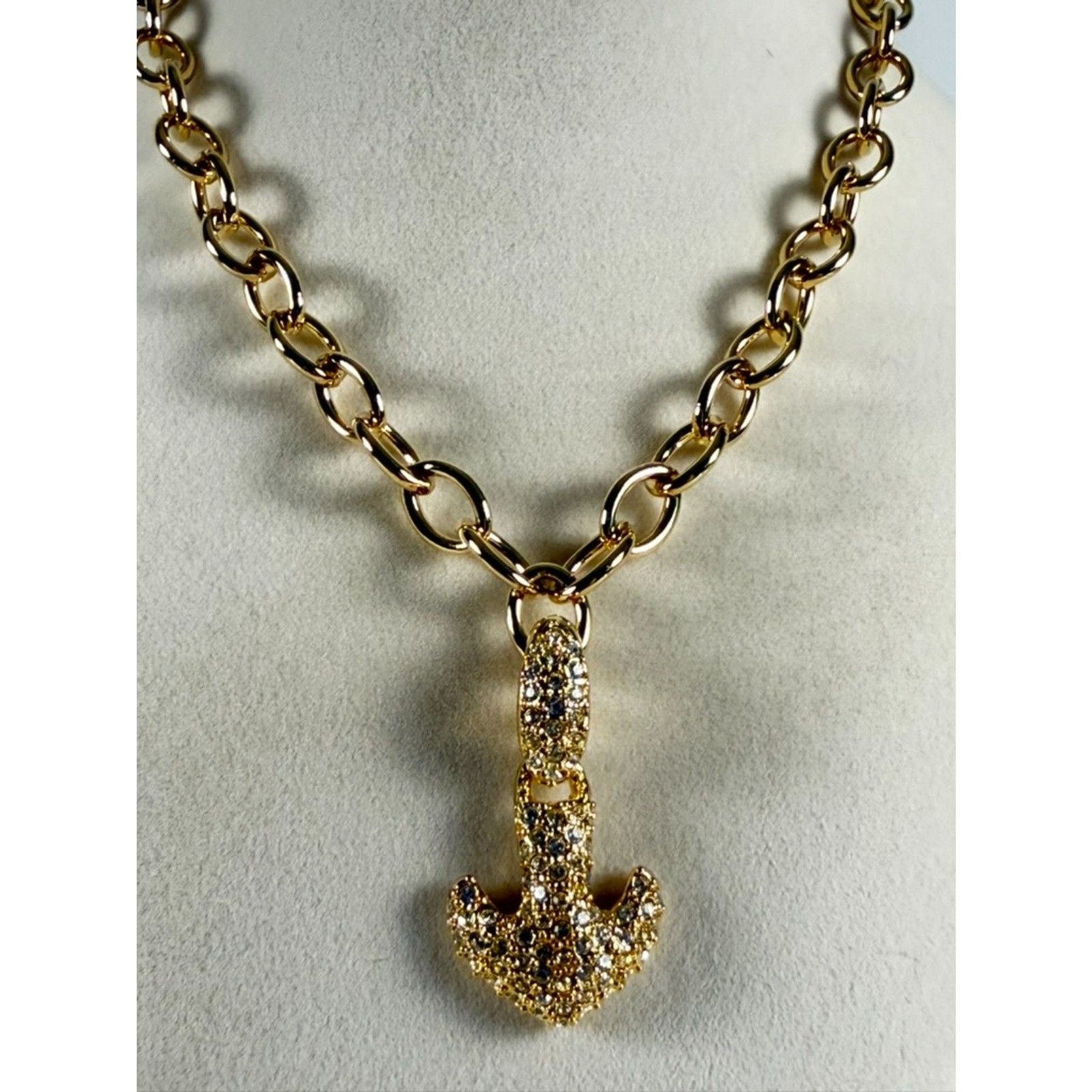 NWT Napier Gold Tone Crystal Articulated Anchor Necklace Removable Pendant 16″