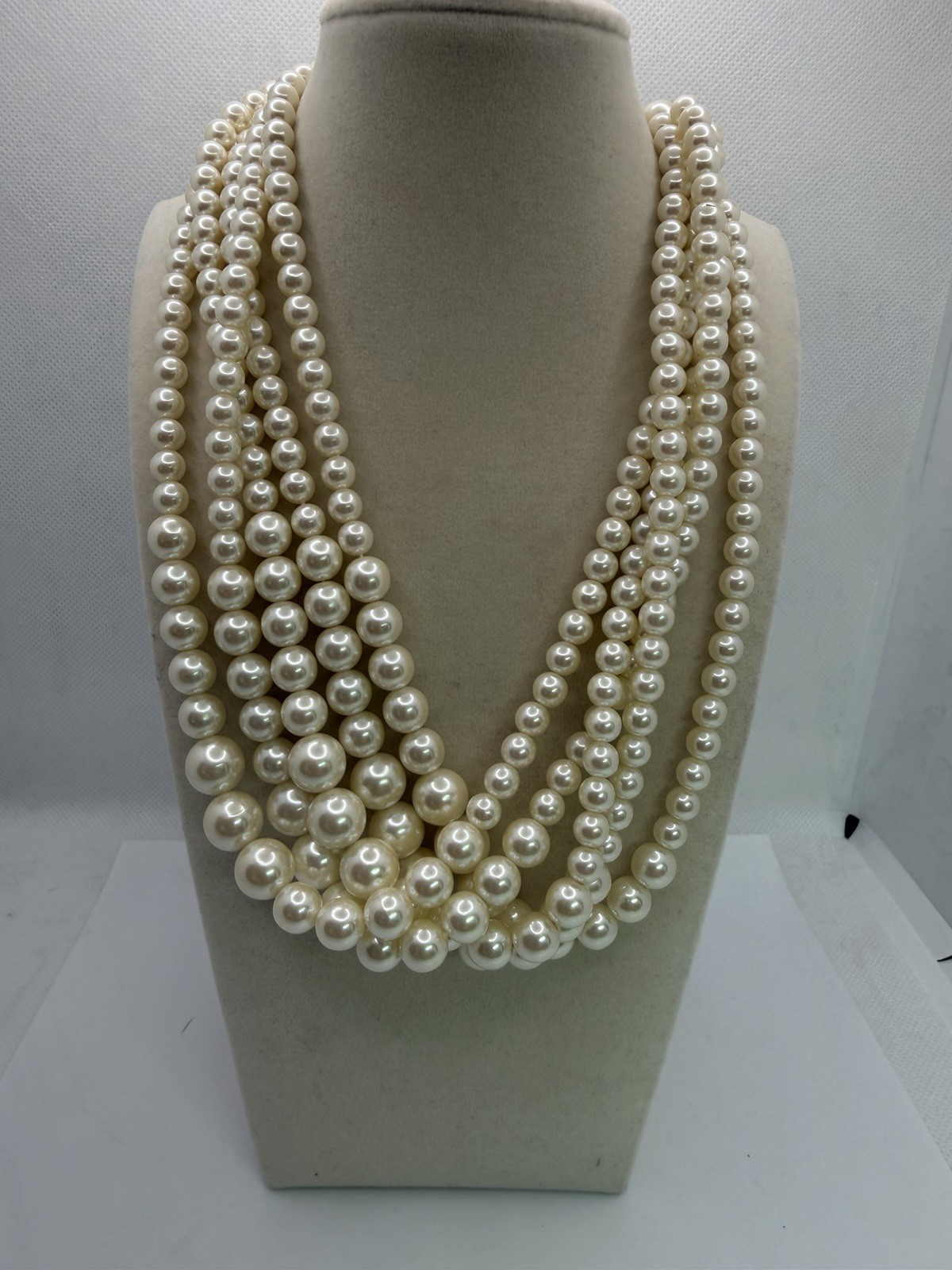 Faux Pearls NECKLACE 17.5In 5 Strands Old Over Clasp Classic See Photos
