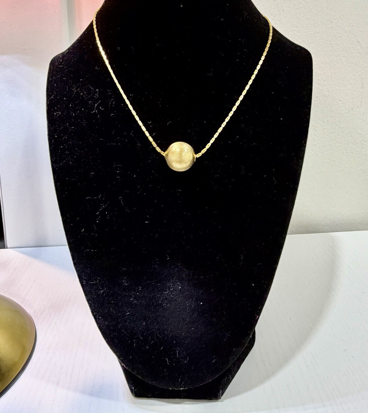 Vintage Gold Tone Rope Chain Necklace Round Ball Charm Pendant Barrel Clasp 15”