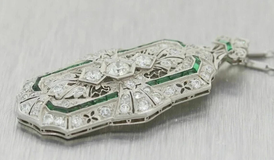 3Ct Art Deco Style Lab Created Diamond & Emerald Enagagement 925 Silver Pendant