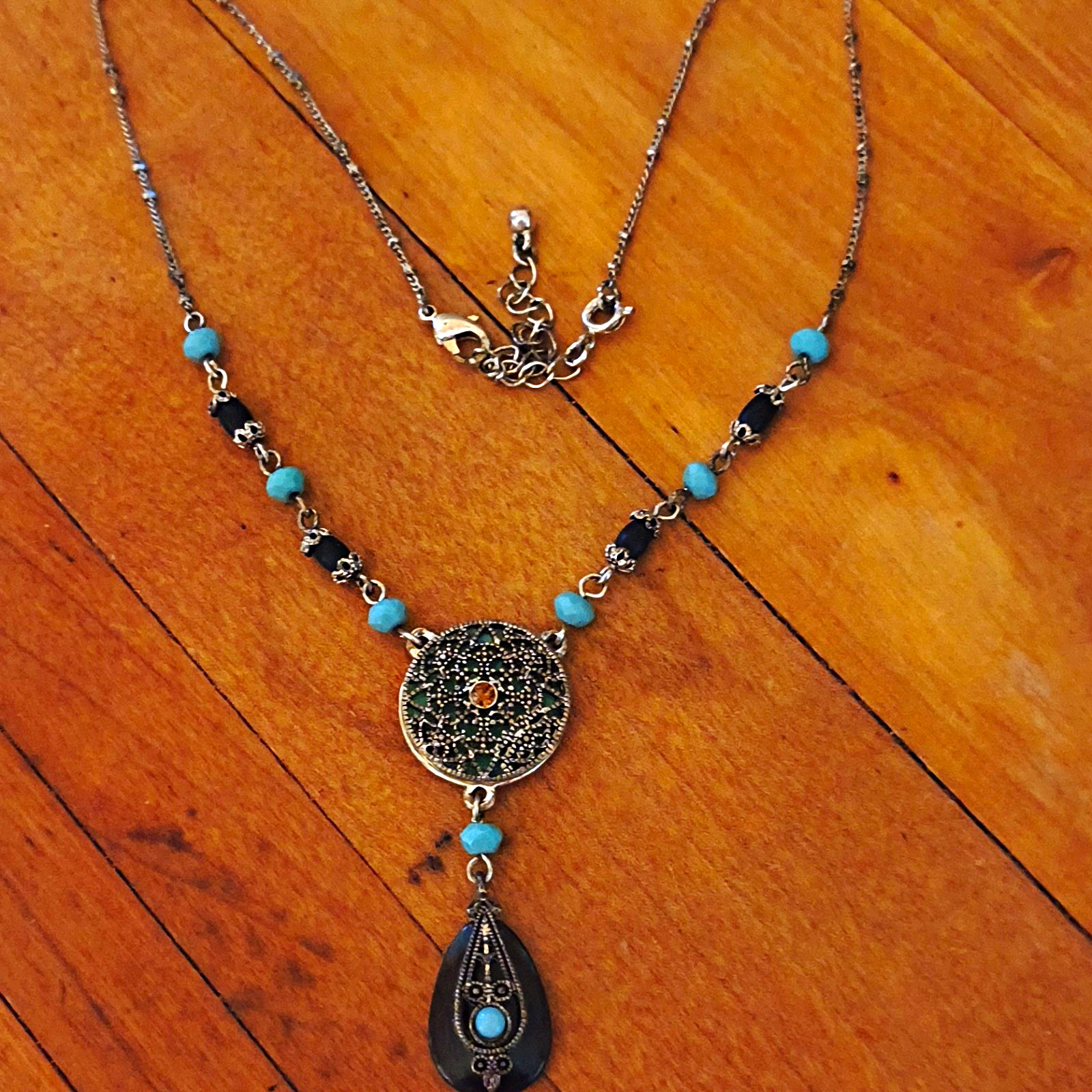 Silver Tone Blue Beaded Teardrop Charm Pendant Cable Chain Necklace Adjustable
