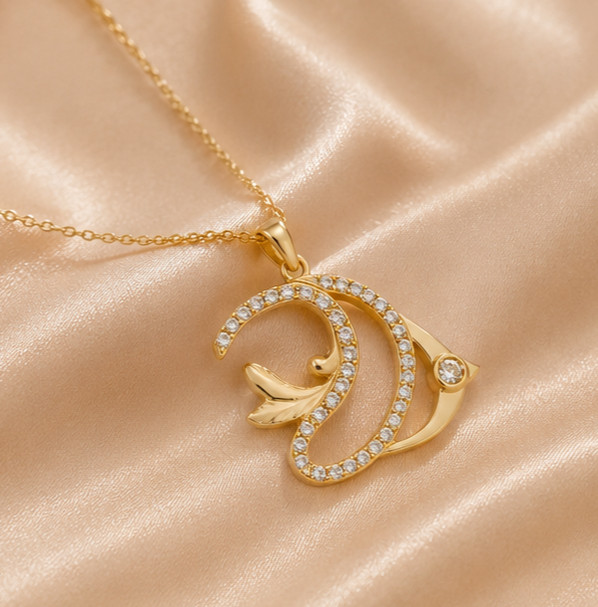 1.50ct Round Cut Simulated Diamond Stunning Fish Pendant 14k Yellow Gold Plated
