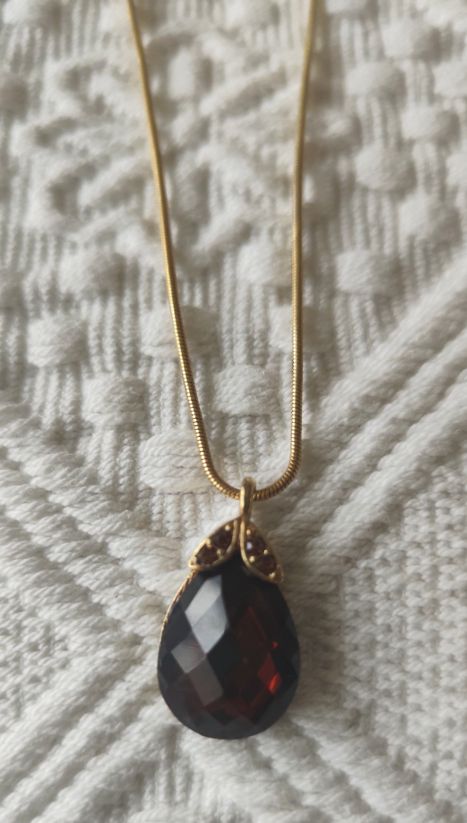 Womens Gold-Plated Dark Red Glass Teardrop Pendant Necklace