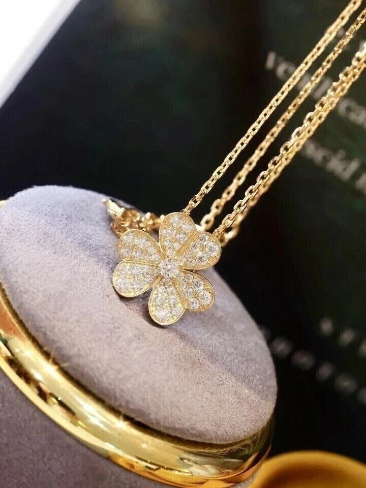 2Ct Round Simulated Diamond Flower Shape Pendant Necklace 14K Yellow Gold Plated