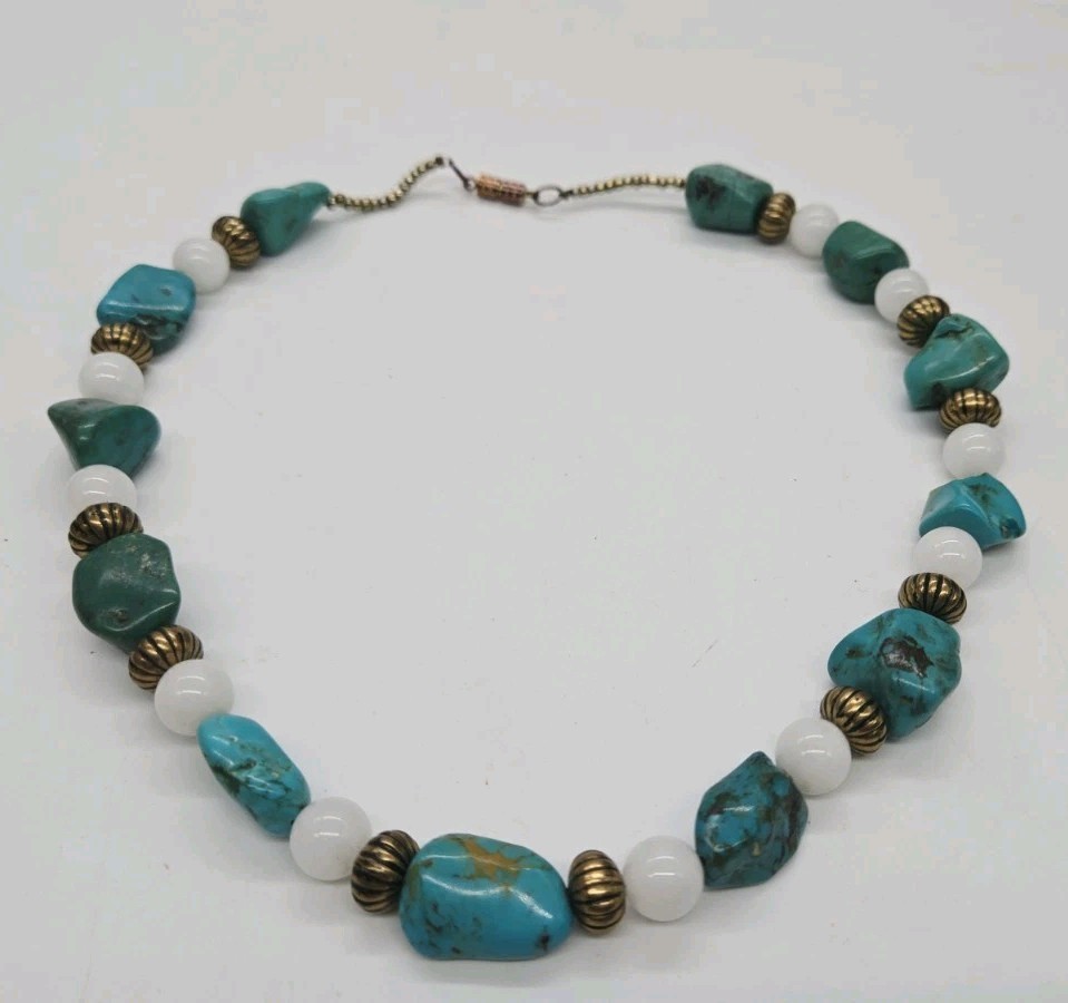 Turquoise Colored Dyed Stone oval link Choker Necklace Vintage 17 in