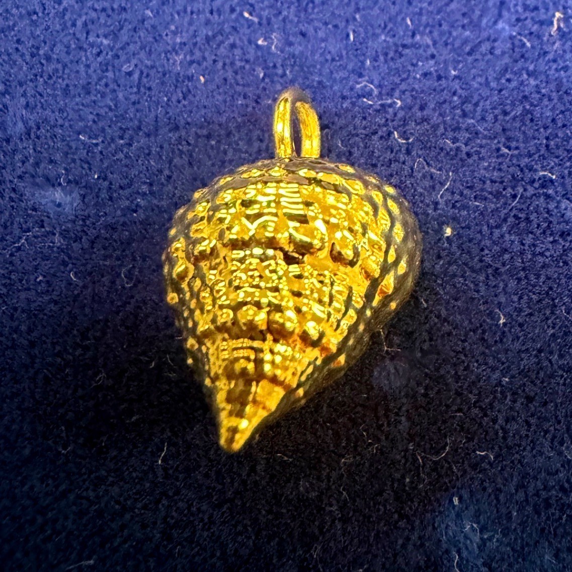 Gold Tone Textured Sea Shell Pendant Cone Shell Charm Jewelry Accessory